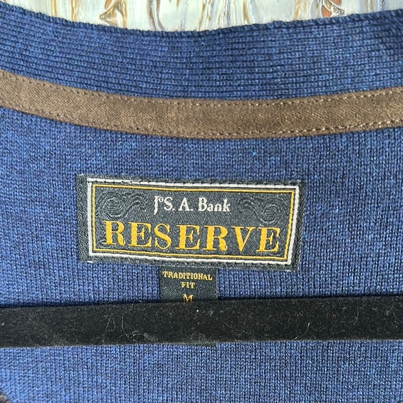 Jos. A. Bank Men’s Blue and Brown Houndstooth Sweater Vest - Picture 2 of 9